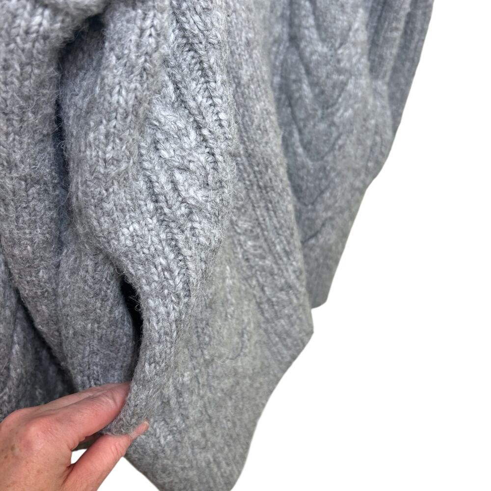 Helsa, Women's 'Serena' Cable Knit Cardigan, Oversized, Heather Gray, Medium - Picture 11 of 12